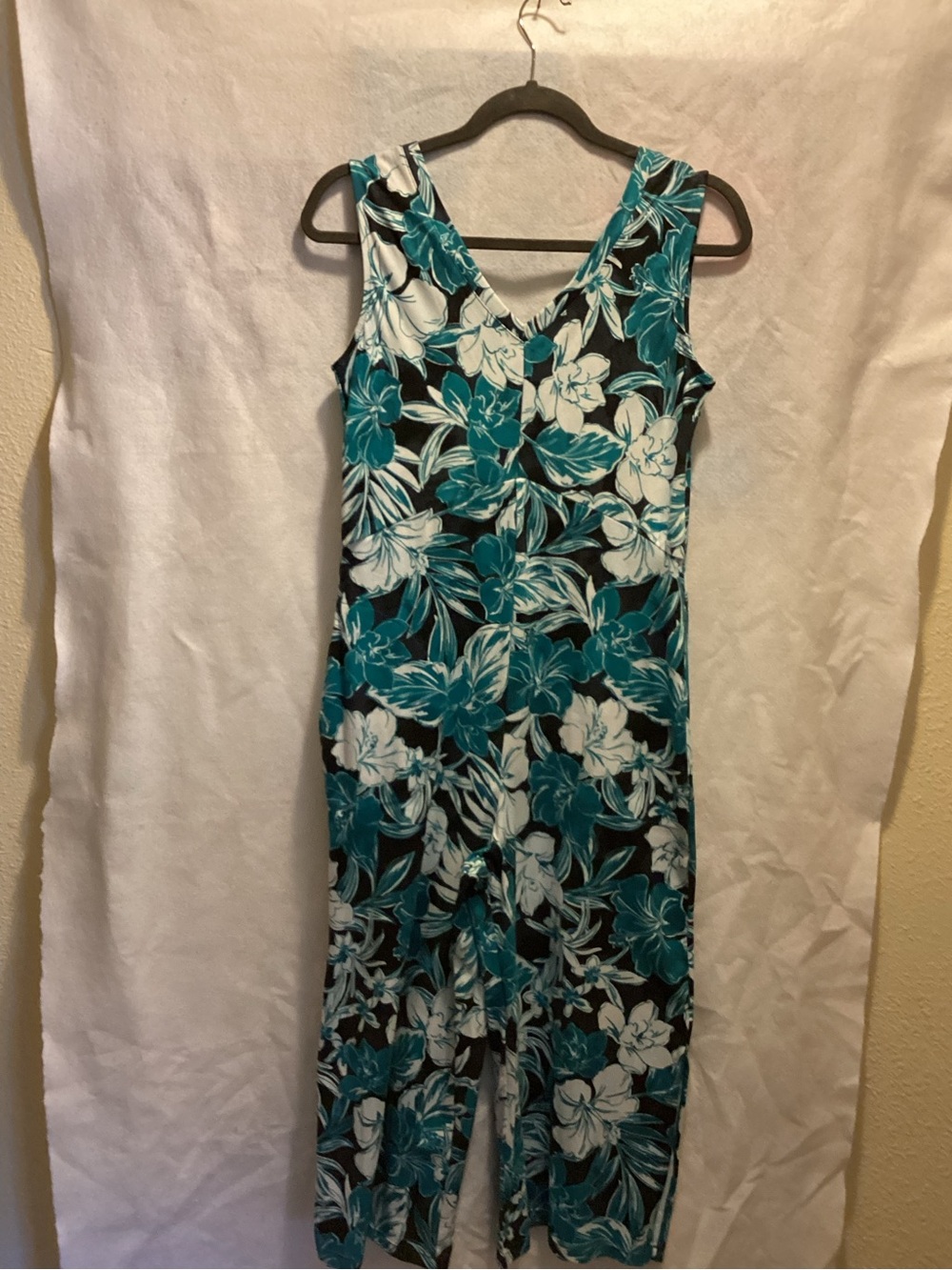 Sleeveless Teal Floral Jumpsuit for Women